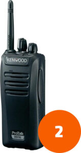 Kenwood portofoon set van 2, incl. oortjes.