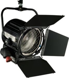 Strand Studio 1 KW Fresnell spot