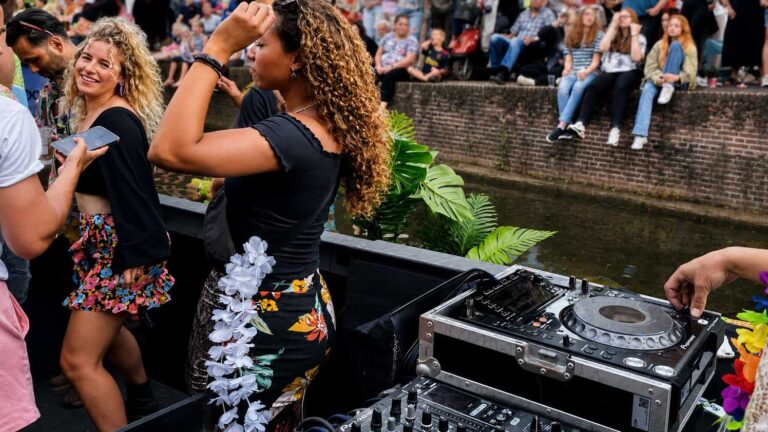 Geluid, Accupacks & Special FX Techniek Huren voor Boten
